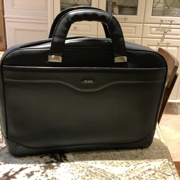 TUMI laptop leather bag - Picture 3 of 3